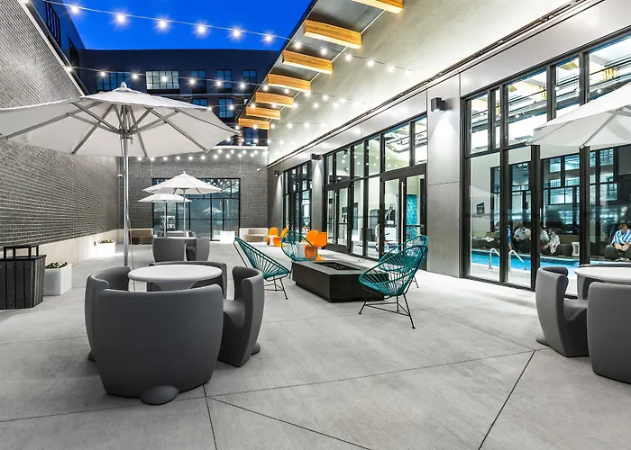 Aloft Columbus Easton Hotel